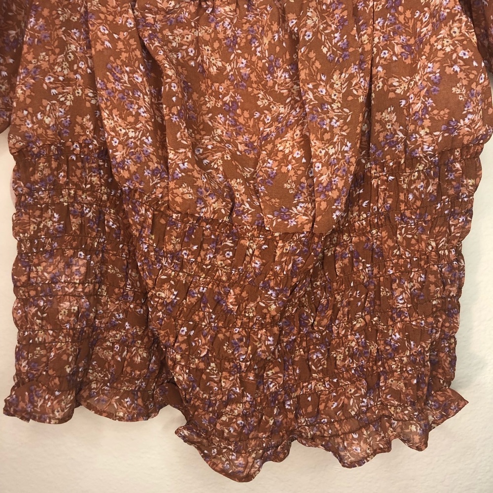 Rabbit Rose | Top - Picture 2 of 5